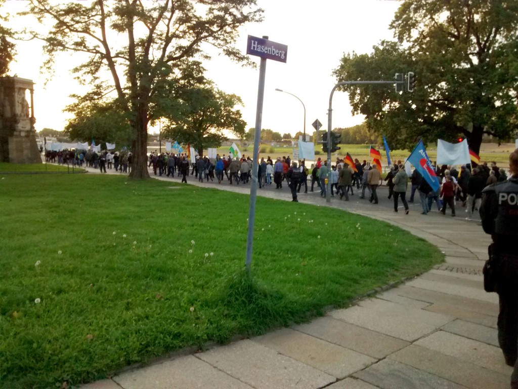 IMG_20150924_182718912_