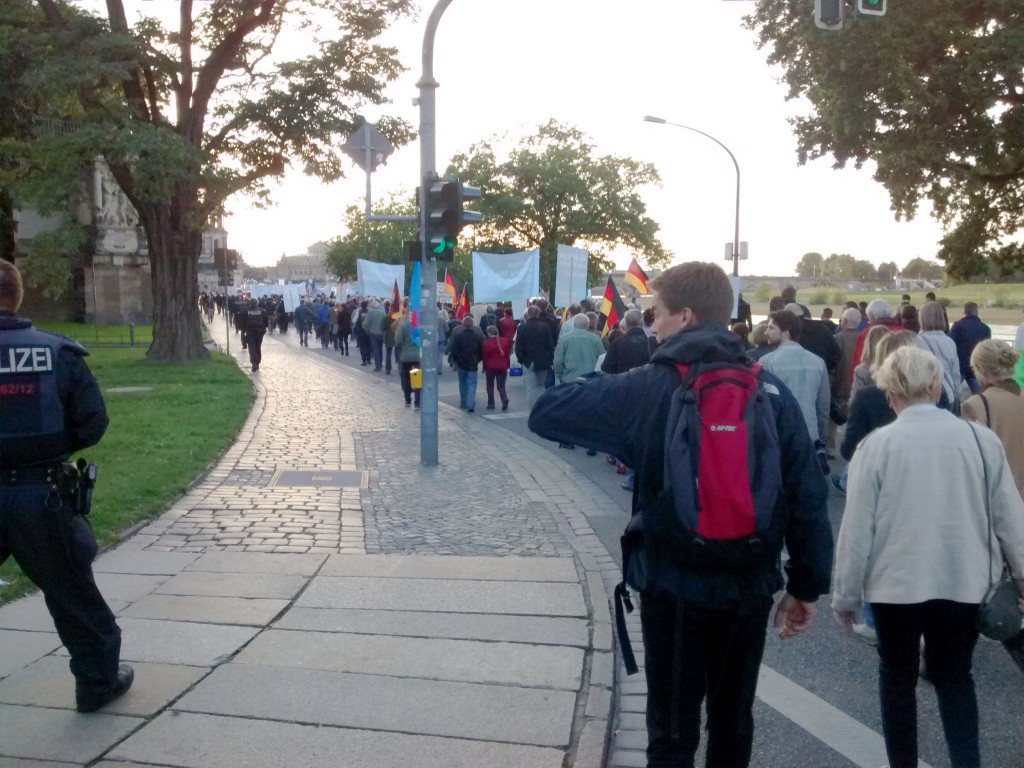 IMG_20150924_182729669_