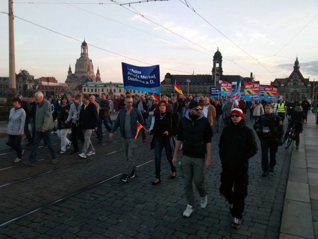 IMG_20150924_183934728_