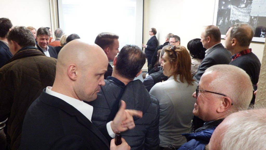 12823287_1067300939987076_686113530300579218_o